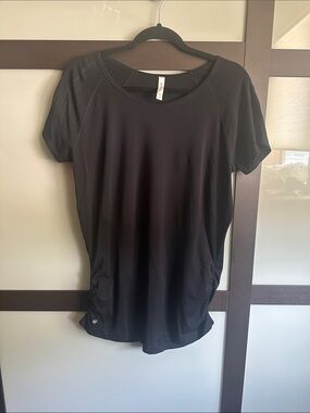 Athleta Black Short-Sleeve Active Tee size XL